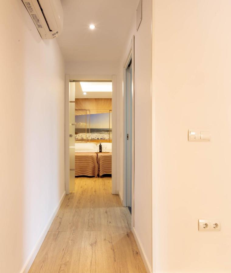 Blue & Red By Sol Maestranza Apartment Malaga Exterior photo